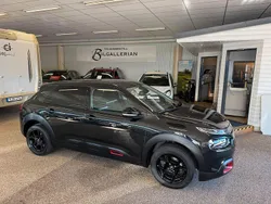 Svart Begagnad 2018 Citroën C4 Cactus PureTech Halvkombi | 129 000 kr (Marknadspris)