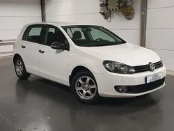 Vit Begagnad 2012 VW Golf Halvkombi | 52 900 kr (Marknadspris)
