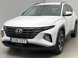 Vit Begagnad 2022 Hyundai Tucson Essential SUV | 249 000 kr (Marknadspris)
