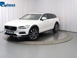 Vit Begagnad 2022 Volvo V90 CC Ultimate Kombi | 379 800 kr (Superpris)