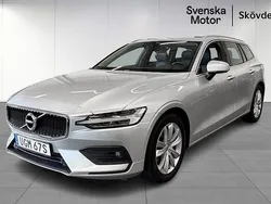 Silver Begagnad 2020 Volvo V60 Momentum Kombi | 299 200 kr (Marknadspris)