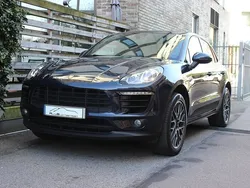 Mörkblå Begagnad 2018 Porsche Macan S SUV | 459 900 kr (Dyr)