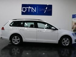 Vit Begagnad 2016 VW Golf VII Kombi | 114 500 kr (Marknadspris)