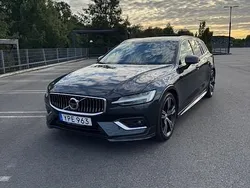 Grå Begagnad 2019 Volvo V60 Inscription Kombi | 359 000 kr (Dyr)