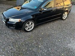 Svart Begagnad 2008 Volvo V50 Summum Kombi | 40 000 kr (Marknadspris)