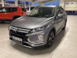 Grå Begagnad 2018 Mitsubishi Eclipse Cross Comfort Edition SUV | 149 500 kr (Marknadspris)