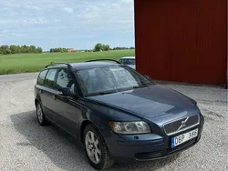 Blå Begagnad 2007 Volvo V50 Kinetic Kombi | 20 000 kr