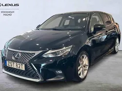 Svart Begagnad 2019 Lexus CT200h Sport Line Halvkombi | 249 000 kr (Dyr)