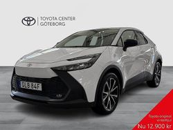 Vit Begagnad 2024 Toyota C-HR Style SUV | 379 900 kr
