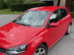 Röd Begagnad 2011 VW Polo Halvkombi | 40 000 kr (Bra pris)