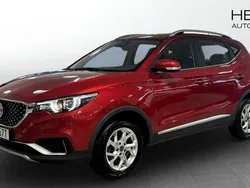 Röd (red) Begagnad 2020 MG ZS Sedan | 195 000 kr (Lite dyr)