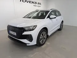 Glaciärvit metallic Begagnad 2024 Audi Q4 e-tron Advanced Plus SUV | 549 800 kr (Dyr)