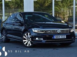 Svart Begagnad 2016 VW Passat R-line Sedan | 254 900 kr (Marknadspris)
