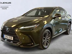 Grön Begagnad 2022 Lexus NX450h+ SUV | 599 000 kr