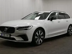 Vit Begagnad 2023 Volvo V90 Plus Kombi | 499 900 kr (Marknadspris)