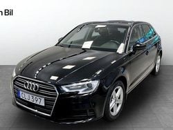 Svart Begagnad 2017 Audi A3 Sportback Proline Halvkombi | 169 900 kr (Marknadspris)