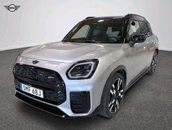 Grå Begagnad 2024 Mini John Cooper Works Countryman SUV | 524 900 kr
