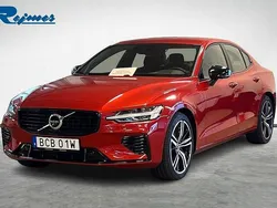 Röd (fusion red metallic) Begagnad 2021 Volvo S60 R-Design Sedan | 399 900 kr (Superpris)