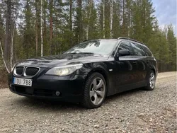 Svart Begagnad 2007 BMW 530 Kombi | 35 000 kr