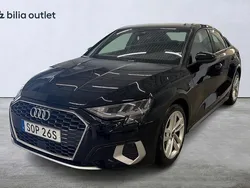 Svart Begagnad 2021 Audi A3 Comfort Sedan | 214 000 kr (Marknadspris)