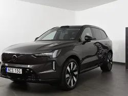 Grå Begagnad 2024 Volvo EX90 Performance SUV | 969 800 kr
