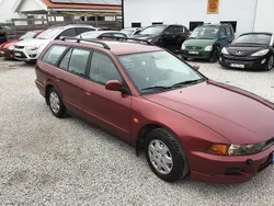 Mörkröd Begagnad 1998 Mitsubishi Galant Kombi | 25 000 kr