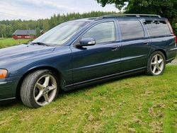 Blå Begagnad 2007 Volvo V70 Summum Kombi | 35 000 kr (Marknadspris)