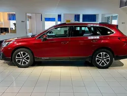 Ljusröd (röd) Begagnad 2018 Subaru Outback SUV | 239 800 kr (Superpris)