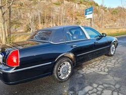 Svart Begagnad 2007 Lincoln Town Car Sedan | 109 000 kr