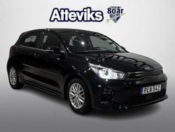 Svart Begagnad 2020 Kia Rio Halvkombi | 209 900 kr (Lite dyr)