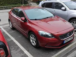 Röd Begagnad 2015 Volvo V40 Kombi | 95 000 kr (Bra pris)
