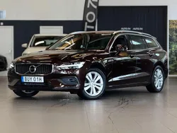 Mörkbrun Begagnad 2019 Volvo V60 Momentum Kombi | 239 900 kr (Bra pris)