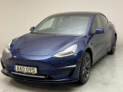 Blå Begagnad 2020 Tesla Model 3 Standard Range Sedan | 159 000 kr (Marknadspris)