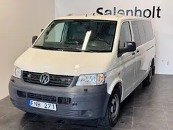 Vit Begagnad 2007 VW Shuttle Minibuss | 84 900 kr