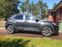 Grå Begagnad 2019 Kia Stonic SUV | 169 000 kr (Marknadspris)
