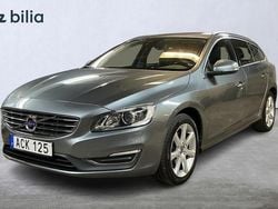 Grå Begagnad 2017 Volvo V60 Business Edition Kombi | 179 900 kr (Marknadspris)