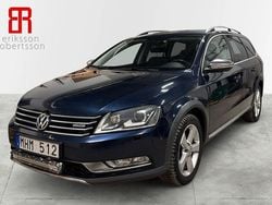 Mörkblå (blå) Begagnad 2012 VW Passat Alltrack Kombi | 119 900 kr (Marknadspris)