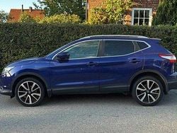 Blå Begagnad 2016 Nissan Qashqai SUV | 80 000 kr