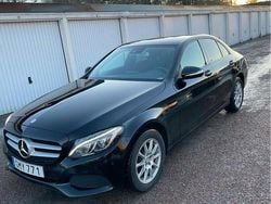Svart Begagnad 2015 Mercedes C220 Sedan | 155 000 kr (Bra pris)