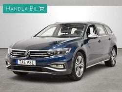 Blå Begagnad 2020 VW Passat Alltrack Kombi | 269 900 kr (Marknadspris)