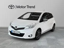 Vit Begagnad 2014 Toyota Yaris Trend Halvkombi | 79 000 kr (Marknadspris)