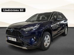 Blå Begagnad 2025 Toyota RAV4 Hybrid Style SUV | 469 900 kr (Bra pris)