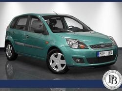 Grön Begagnad 2006 Ford Fiesta Halvkombi | 44 900 kr (Lite dyr)