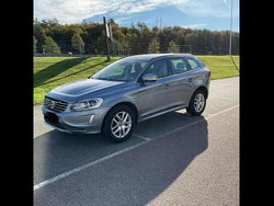 Blå Begagnad 2017 Volvo XC60 Momentum SUV | 220 000 kr (Bra pris)