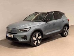 Grå Begagnad 2023 Volvo XC40 Single Motor SUV | 364 500 kr