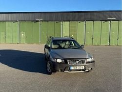 Brun Begagnad 2003 Volvo XC70 Business Edition SUV | 23 000 kr (Bra pris)