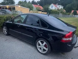 Svart Begagnad 2005 Volvo S40 Kinetic Sedan | 30 000 kr (Marknadspris)