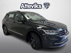 Grå Begagnad 2020 VW Tiguan Life SUV | 258 900 kr (Lite dyr)