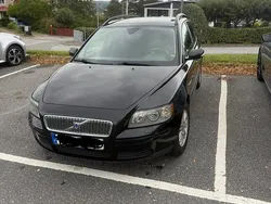 Svart Begagnad 2006 Volvo V50 Kombi | 22 900 kr (Marknadspris)