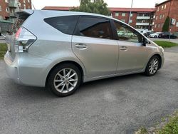 Begagnad 2012 Toyota Prius+ Minibuss | 105 000 kr